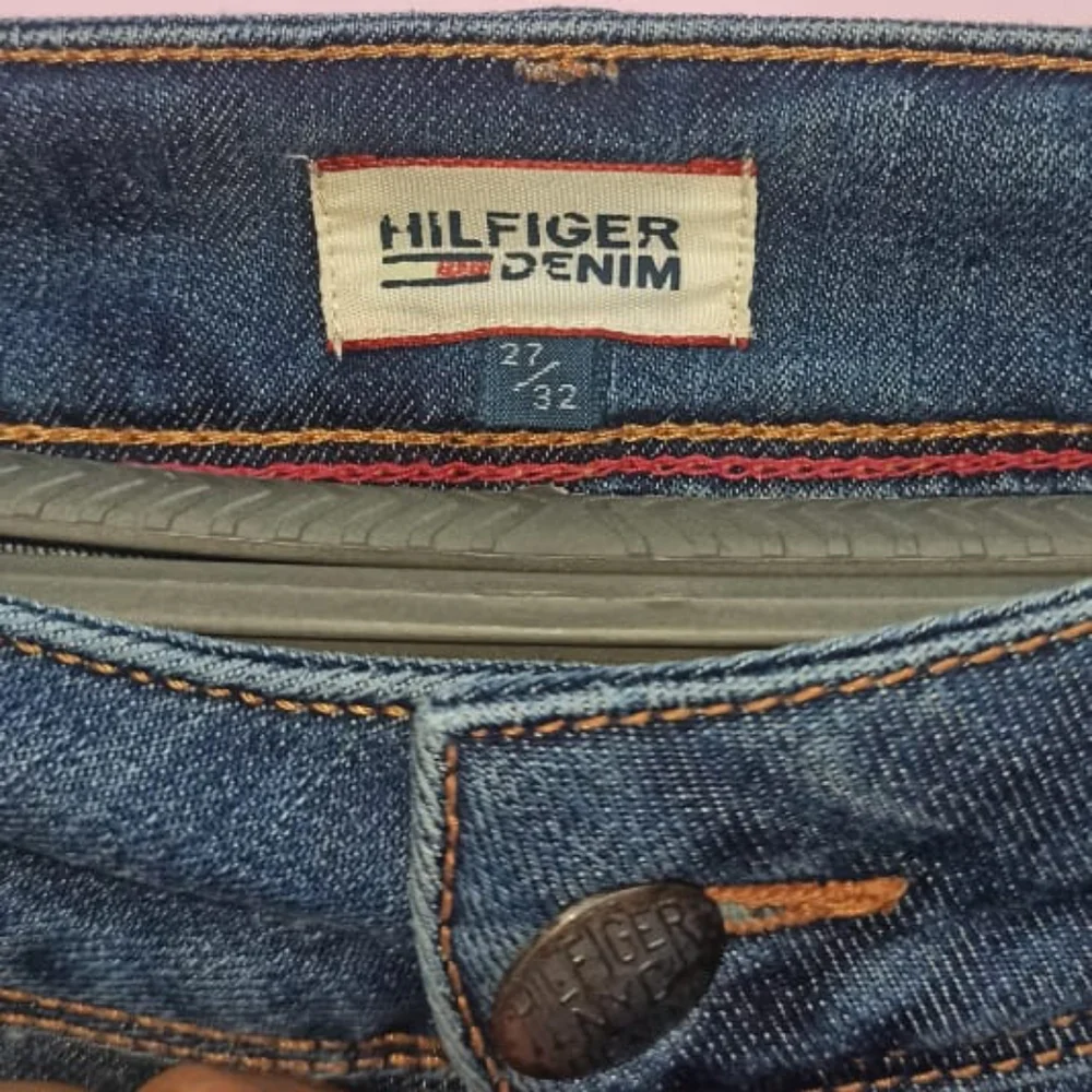 Tommy Hilfiger Denim Stylish Jeans - Picture 2 of 8